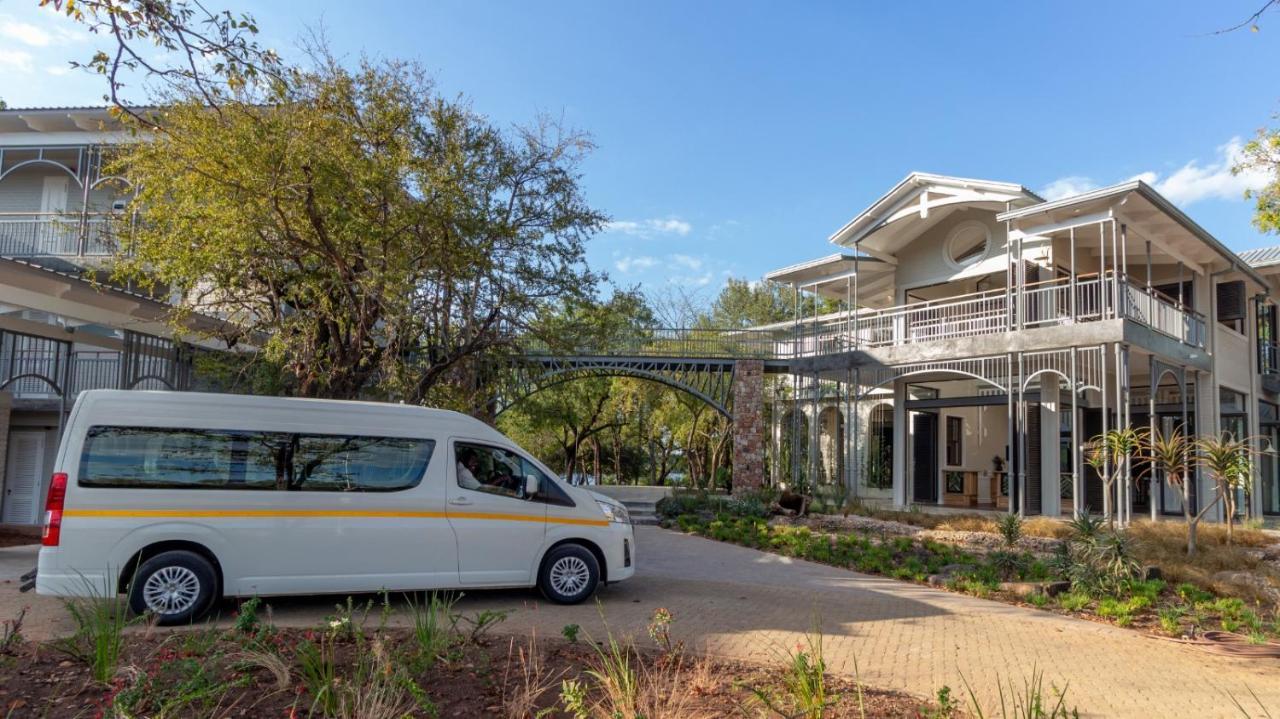 Palm River Hotel Victoriawatervallen Buitenkant foto