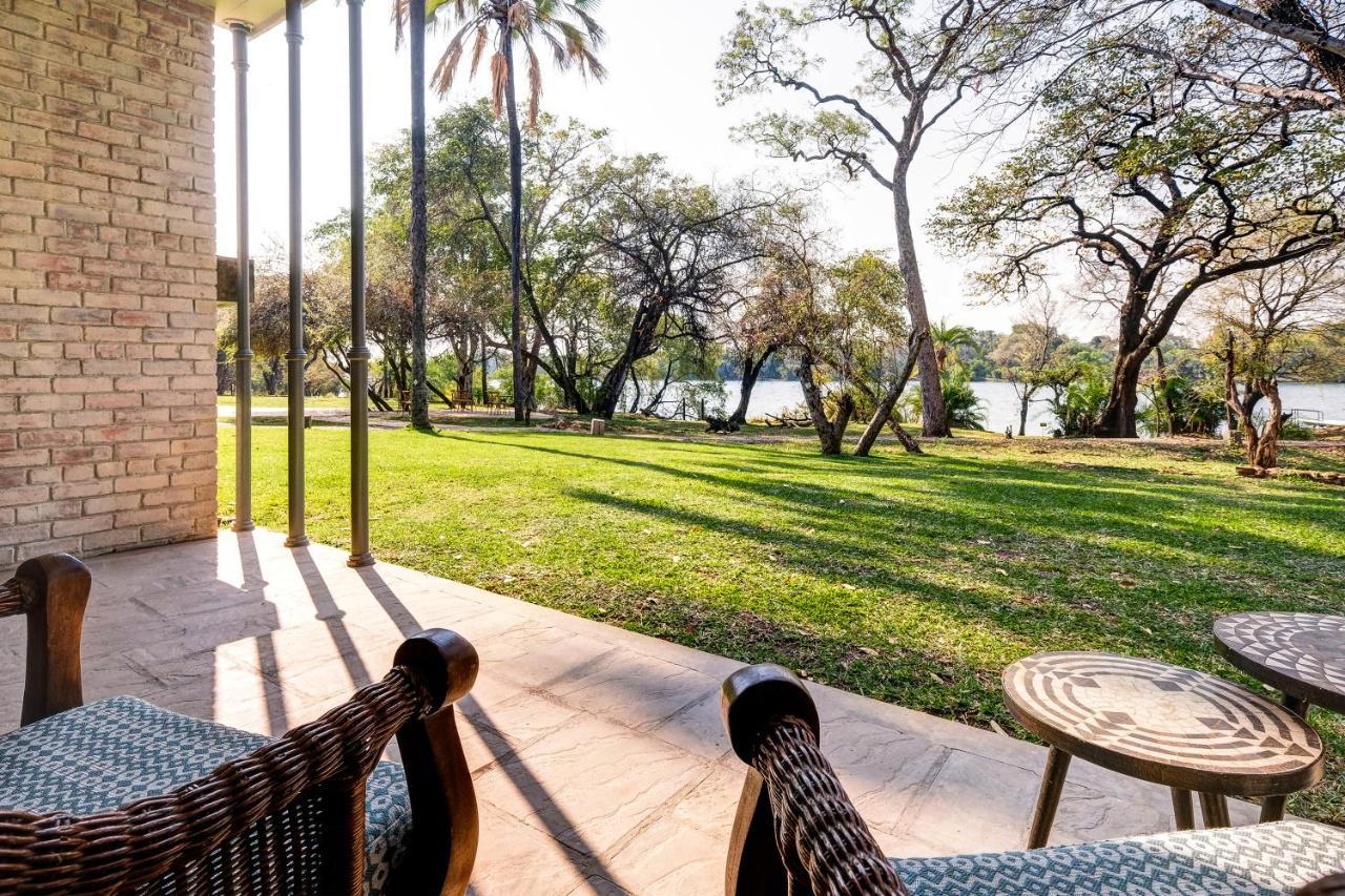 Palm River Hotel Victoriawatervallen Buitenkant foto